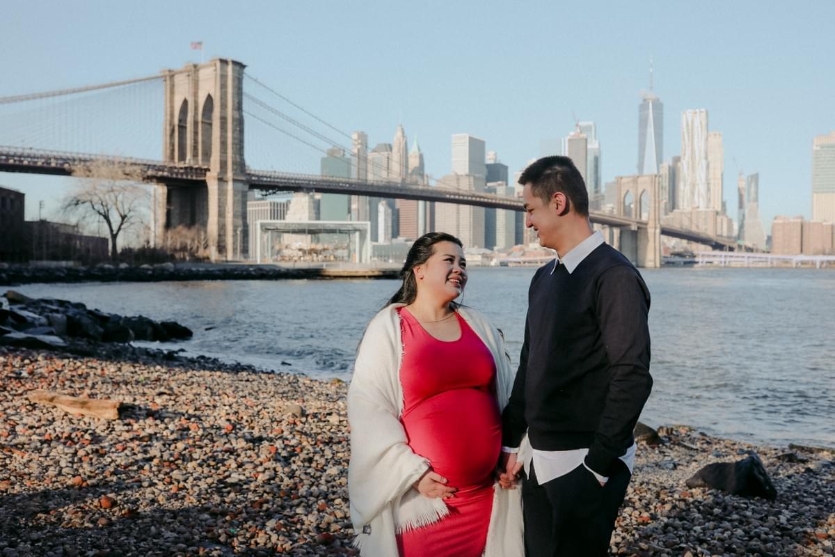孕婦寫真 / 纽约孕妇写真 / New York Maternity Photography / Dumbo Brooklyn Maternity Photo Shoot / 纽约摄影师 孕婦寫真 / 纽约孕妇写真 / New York Maternity Photography / Dumbo Brooklyn Maternity Photo Shoot / 纽约摄影师