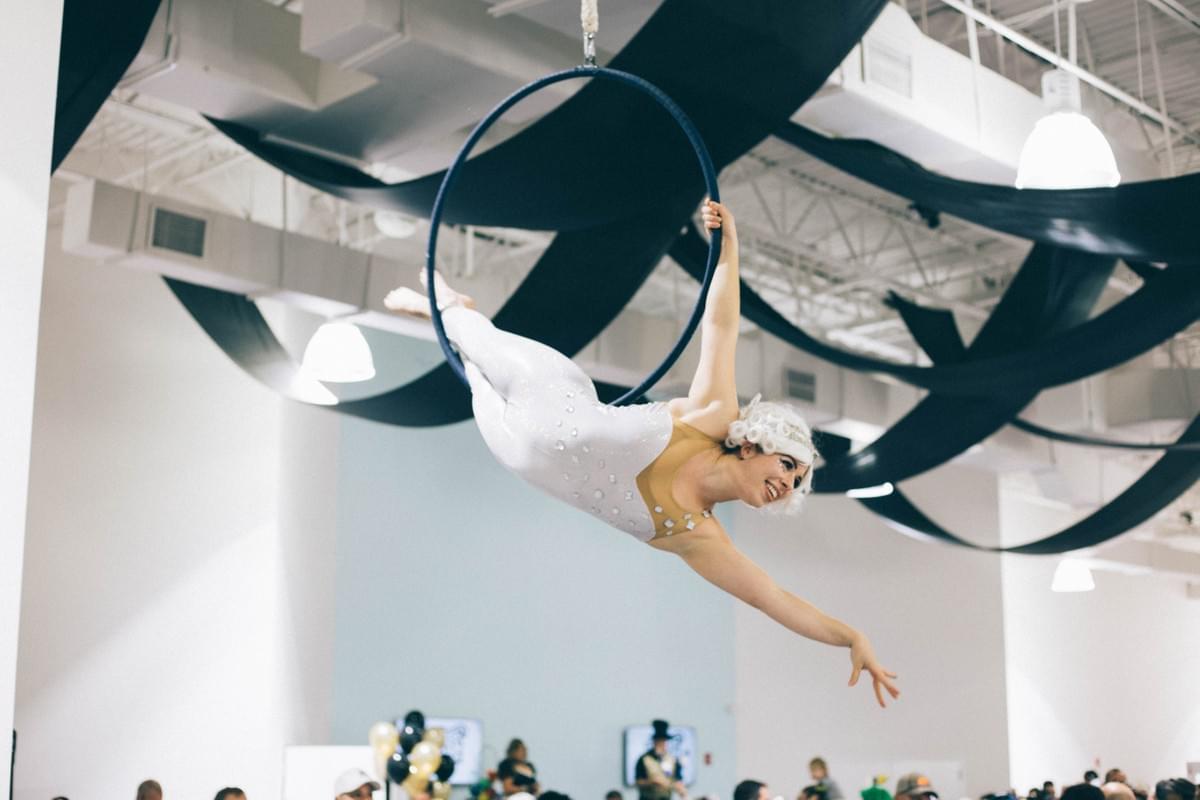 Aerialist in Southwest Florida Aerialist in Southwest Florida