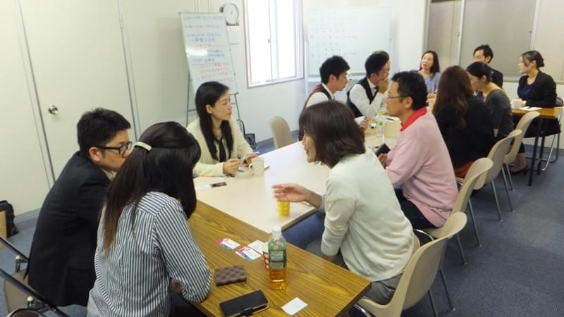 <img src=”2016.10.26 (3)-2.jpg” alt=”SOHO BOX 北浜でのご縁が生まれるランチ会風景”> <img src=”2016.10.26 (3)-2.jpg” alt=”SOHO BOX 北浜でのご縁が生まれるランチ会風景”>
