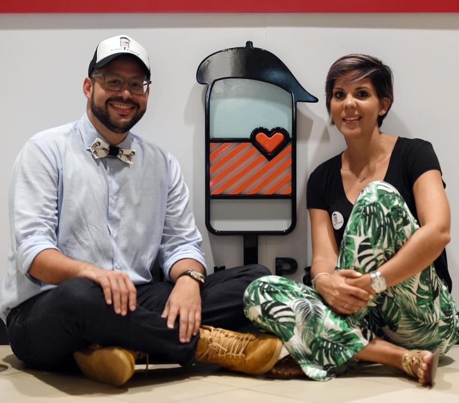 Ramòn Ortiz y Jennifer Serrano, cofundadores de Señor Paleta Ramòn Ortiz y Jennifer Serrano, cofundadores de Señor Paleta