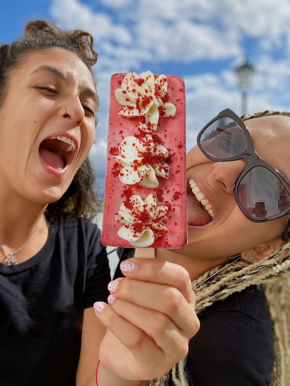 Señor Paleta presenta Red Velvet como su sabor destacado del mes. Señor Paleta presenta Red Velvet como su sabor destacado del mes.
