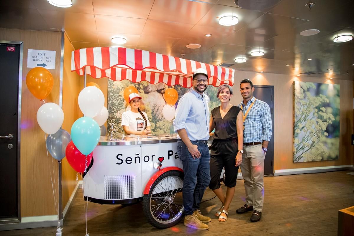 Señor Paleta se une a Ferries del Caribe para ofrecer sus deliciosas paletas a bordo del Crucero de una noche que viaja entre Puerto Rico y República Dominicana. Señor Paleta se une a Ferries del Caribe para ofrecer sus deliciosas paletas a bordo del Crucero de una noche que viaja entre Puerto Rico y República Dominicana.