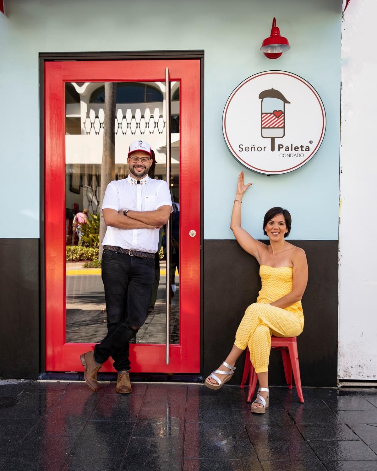 Ramón Ortiz y Jennifer Serrano, cofundadores de Señor Paleta Ramón Ortiz y Jennifer Serrano, cofundadores de Señor Paleta