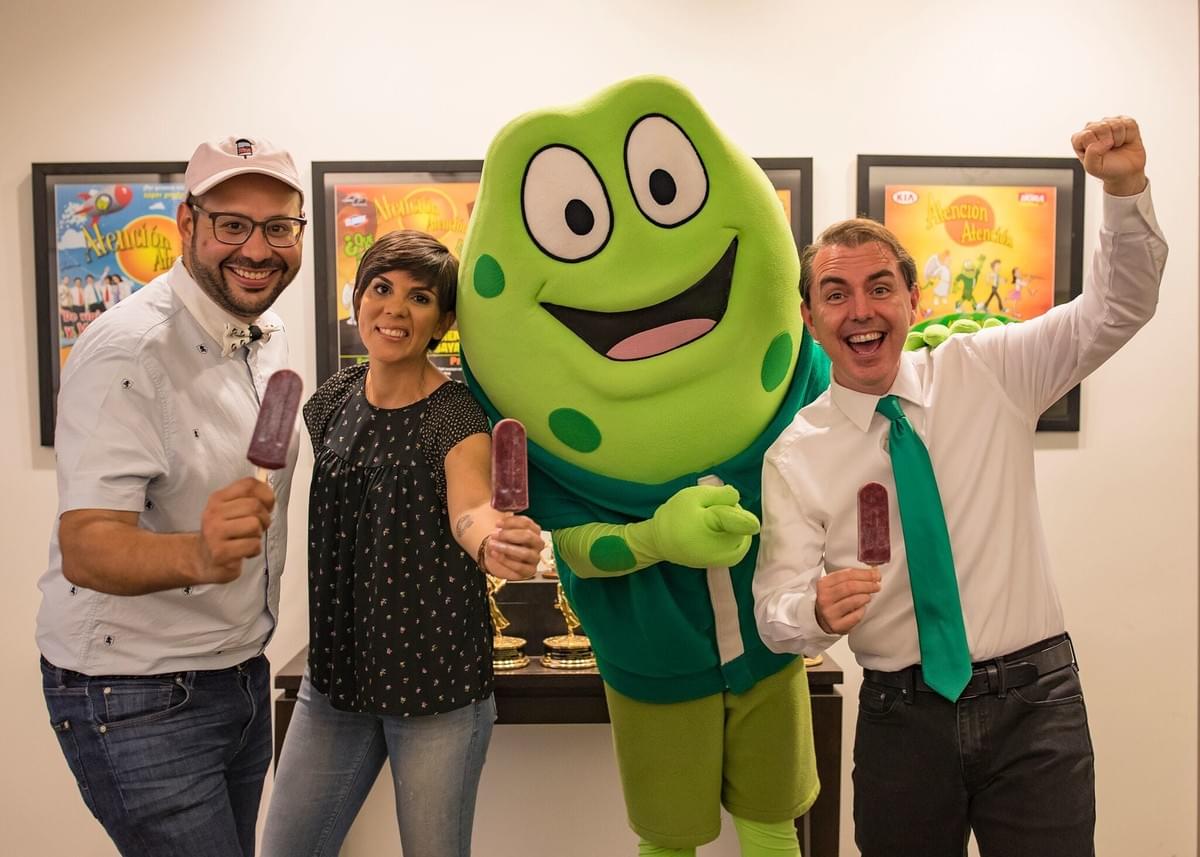 Señor Paleta y Atención Atención se unen en pro de los niños puertorriqueños Señor Paleta y Atención Atención se unen en pro de los niños puertorriqueños