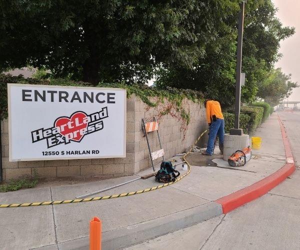 heartland-express-sign-installation-modesto-executive-electric heartland-express-sign-installation-modesto-executive-electric