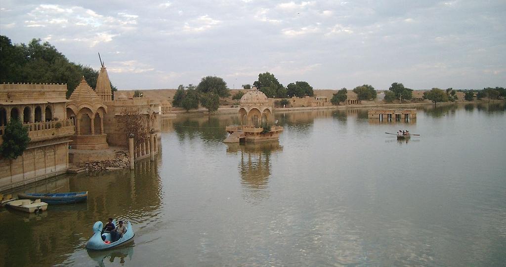 Gadisar Lake, Jaisalmer. Padharo Mhare Des JODHPUR-JAISALMER. Gadisar Lake, Jaisalmer. Padharo Mhare Des JODHPUR-JAISALMER.