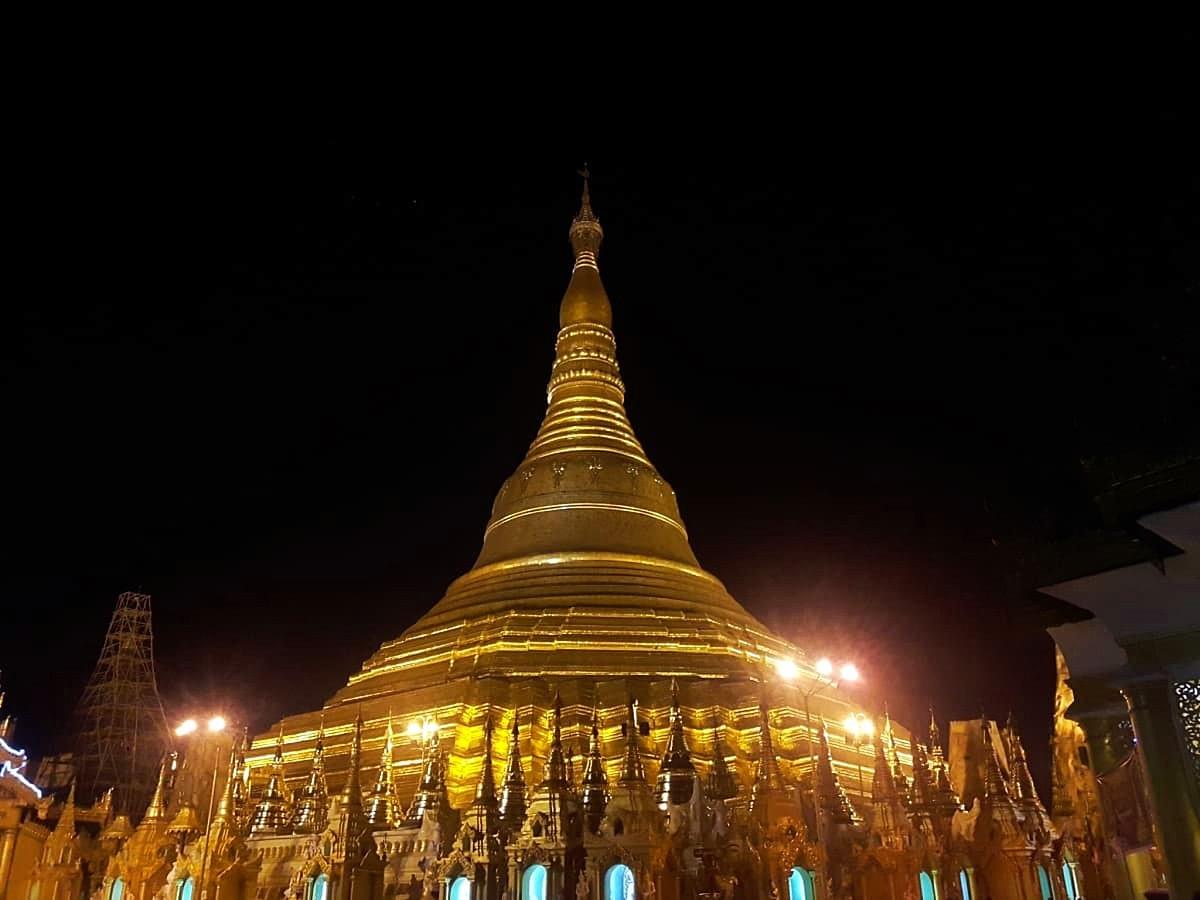 Shwedagon Pagoda, Yangon, Myanmar Shwedagon Pagoda, Yangon, Myanmar