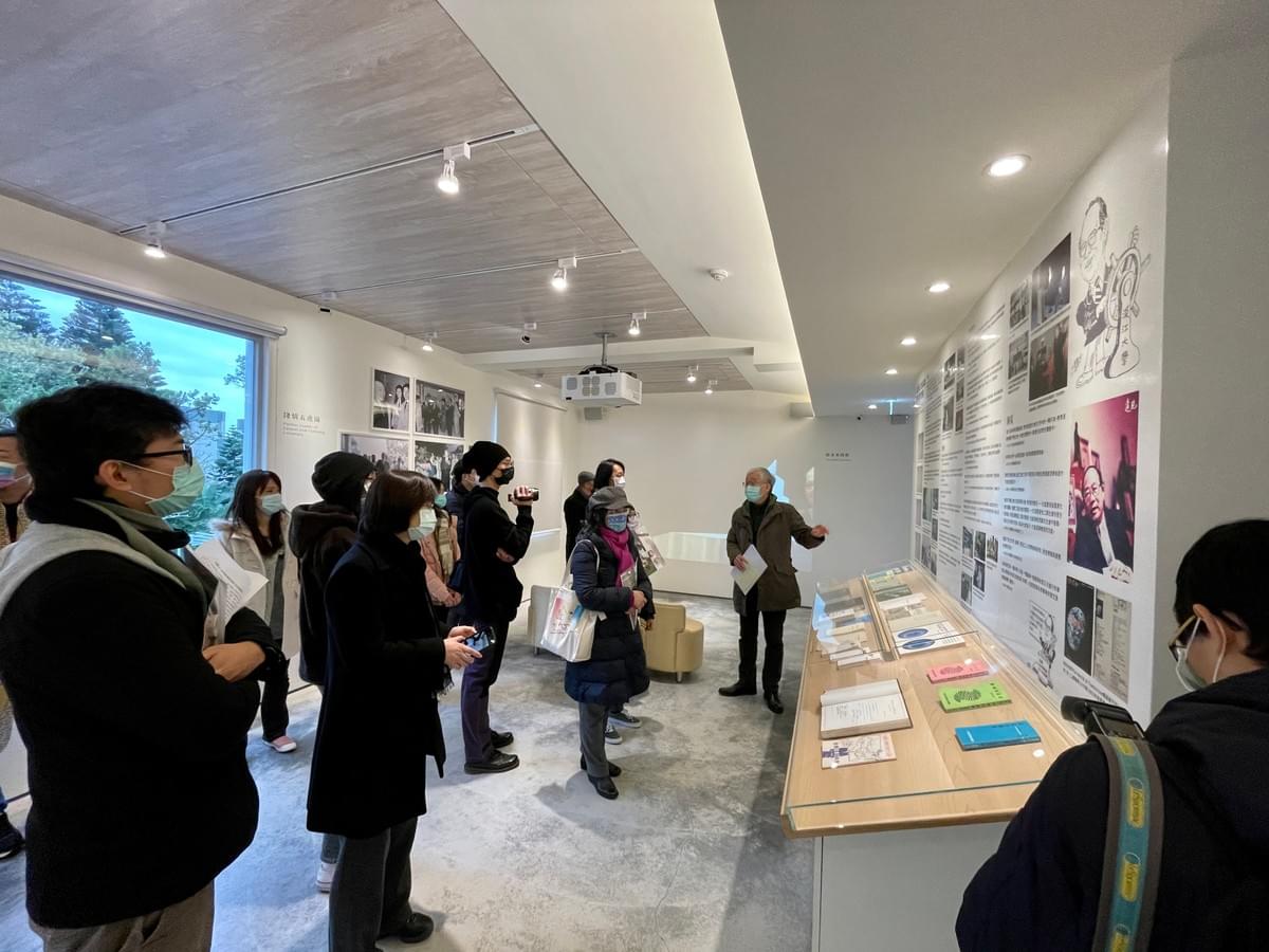 黃瑞茂老師介紹2F張建邦創辦人紀念館 黃瑞茂老師介紹2F張建邦創辦人紀念館