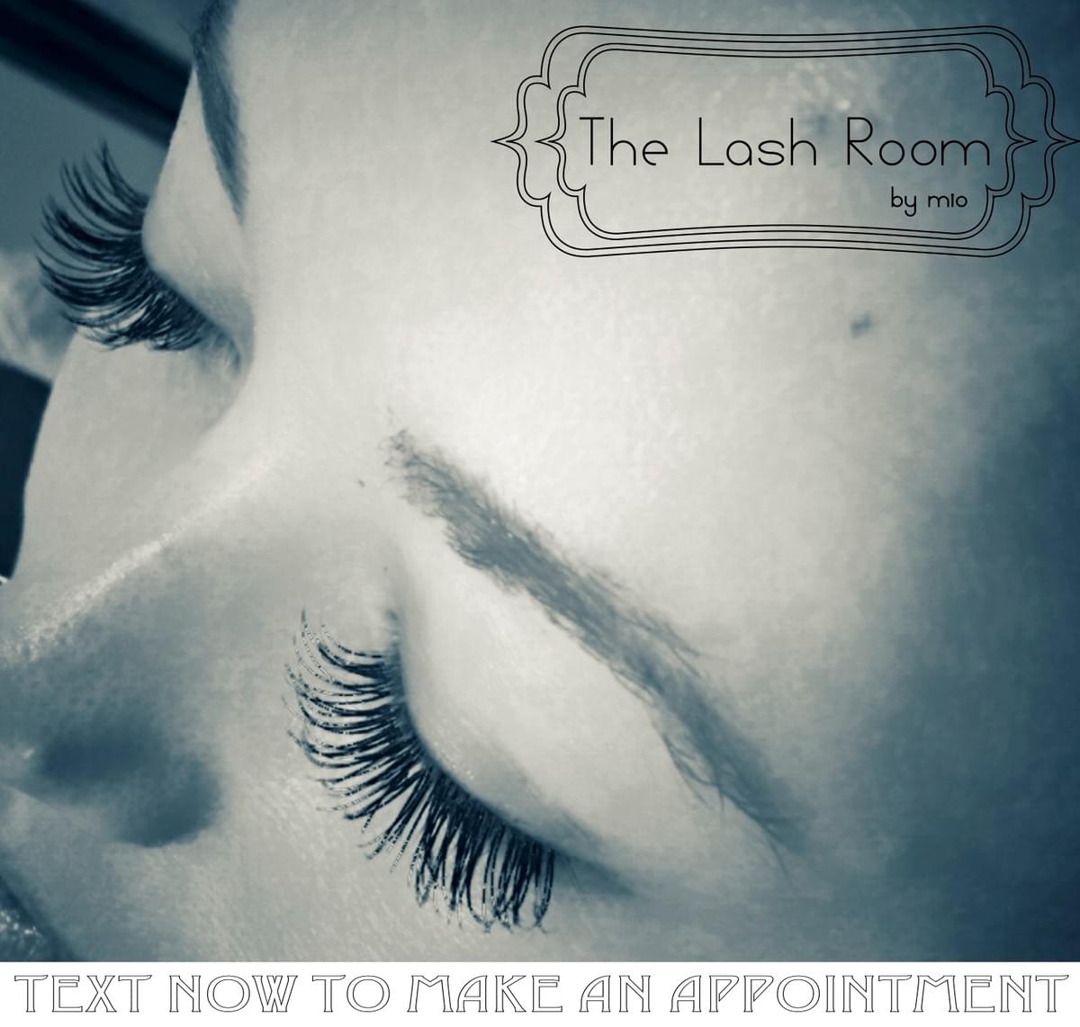 Japanese Lash Extensions Honolulu on Strikingly