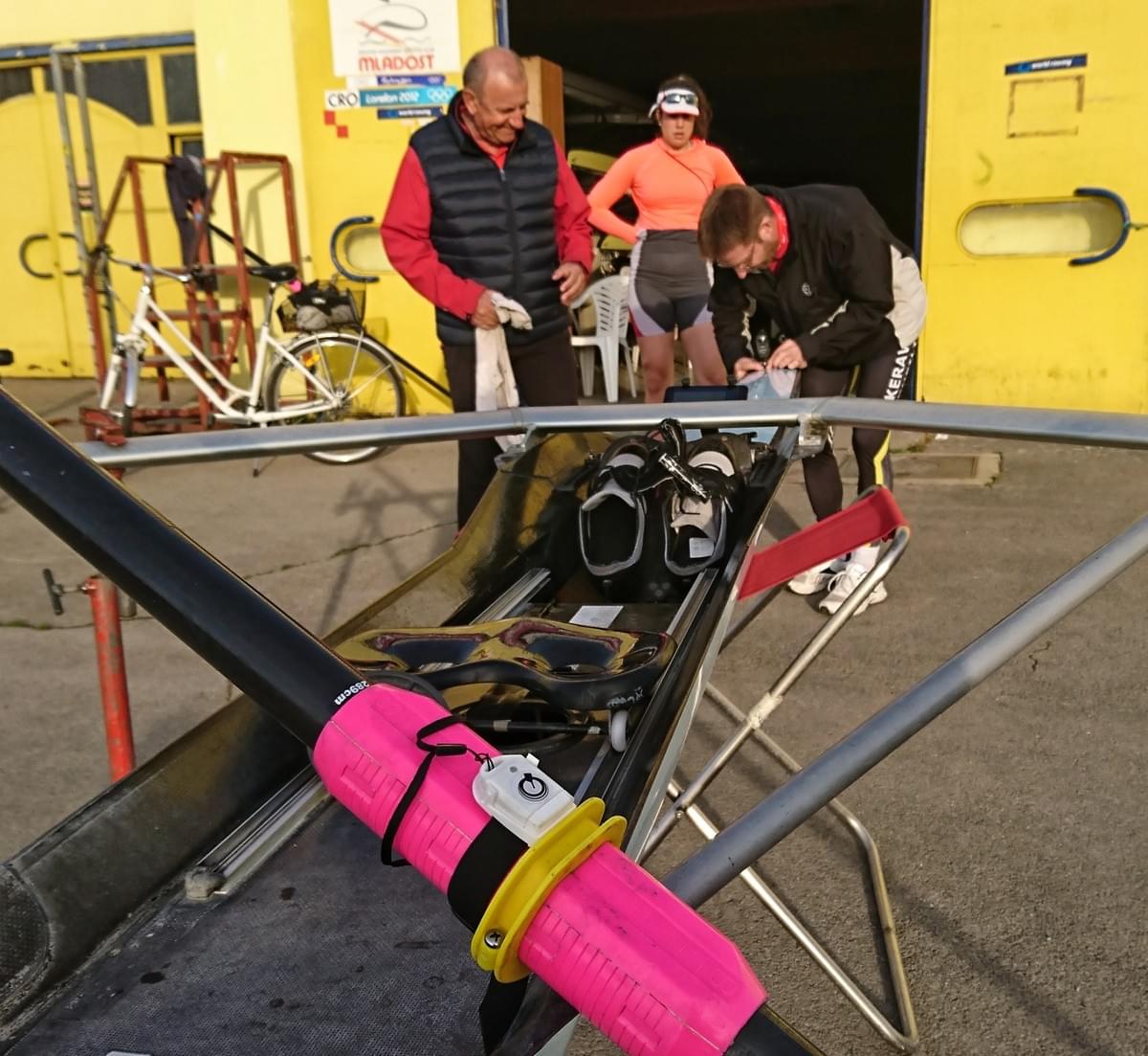 Setting up the Rowing Performance system on the boat and oars Setting up the Rowing Performance system on the boat and oars