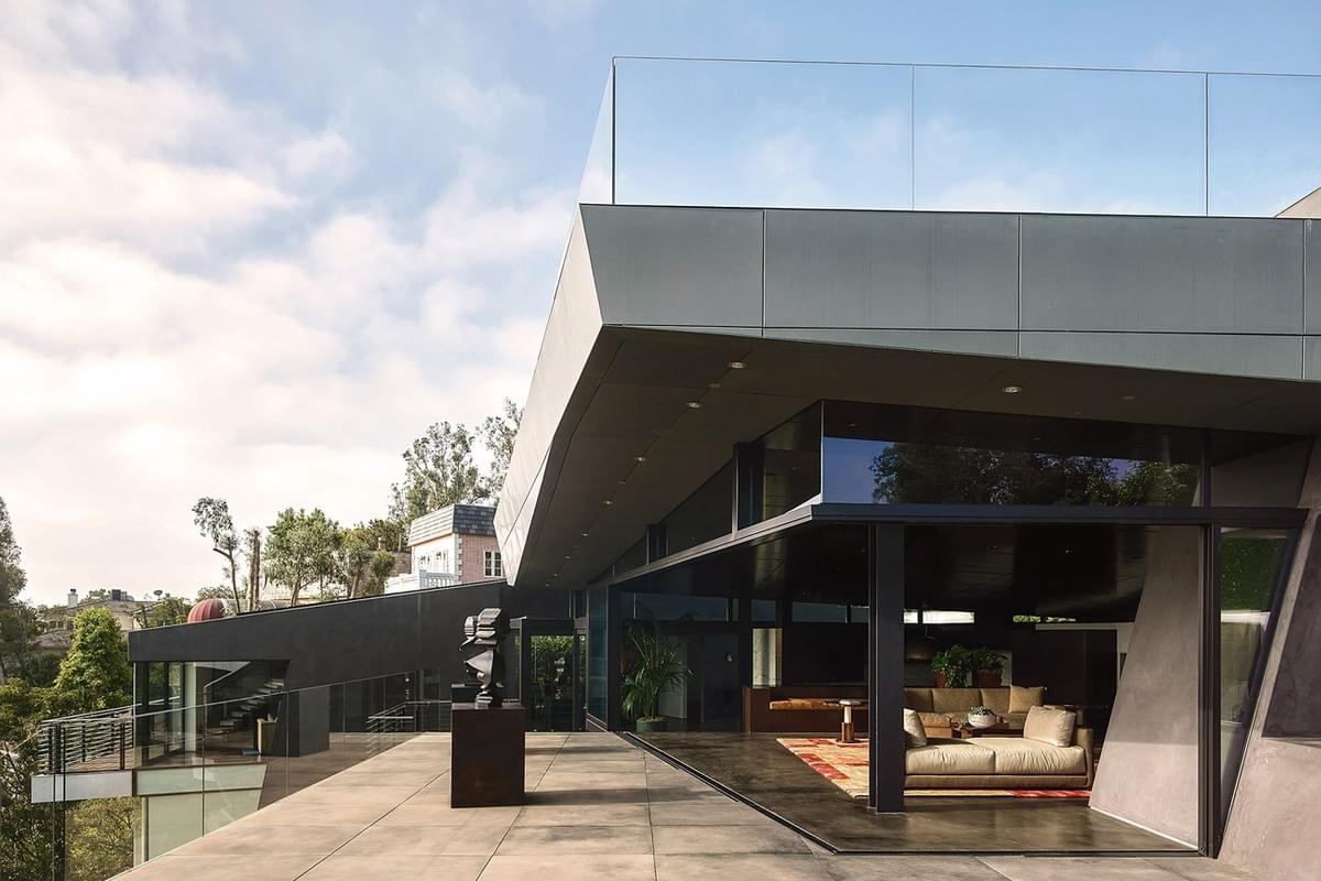 Minimalist House with Grass Roof by Eric Rosen Architects Minimalist House with Grass Roof by Eric Rosen Architects