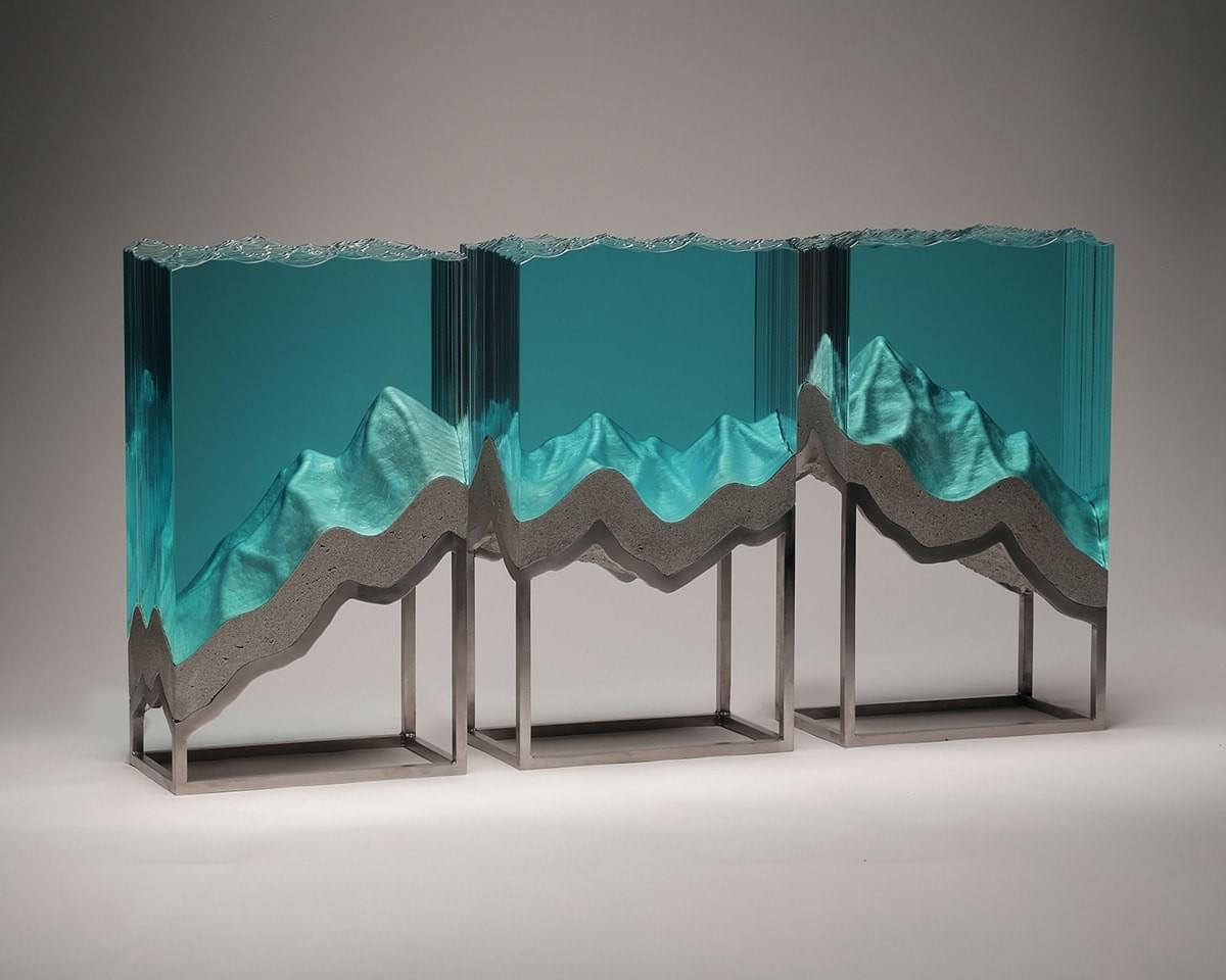 Glass wave sculpture main 2 Glass wave sculpture main 2