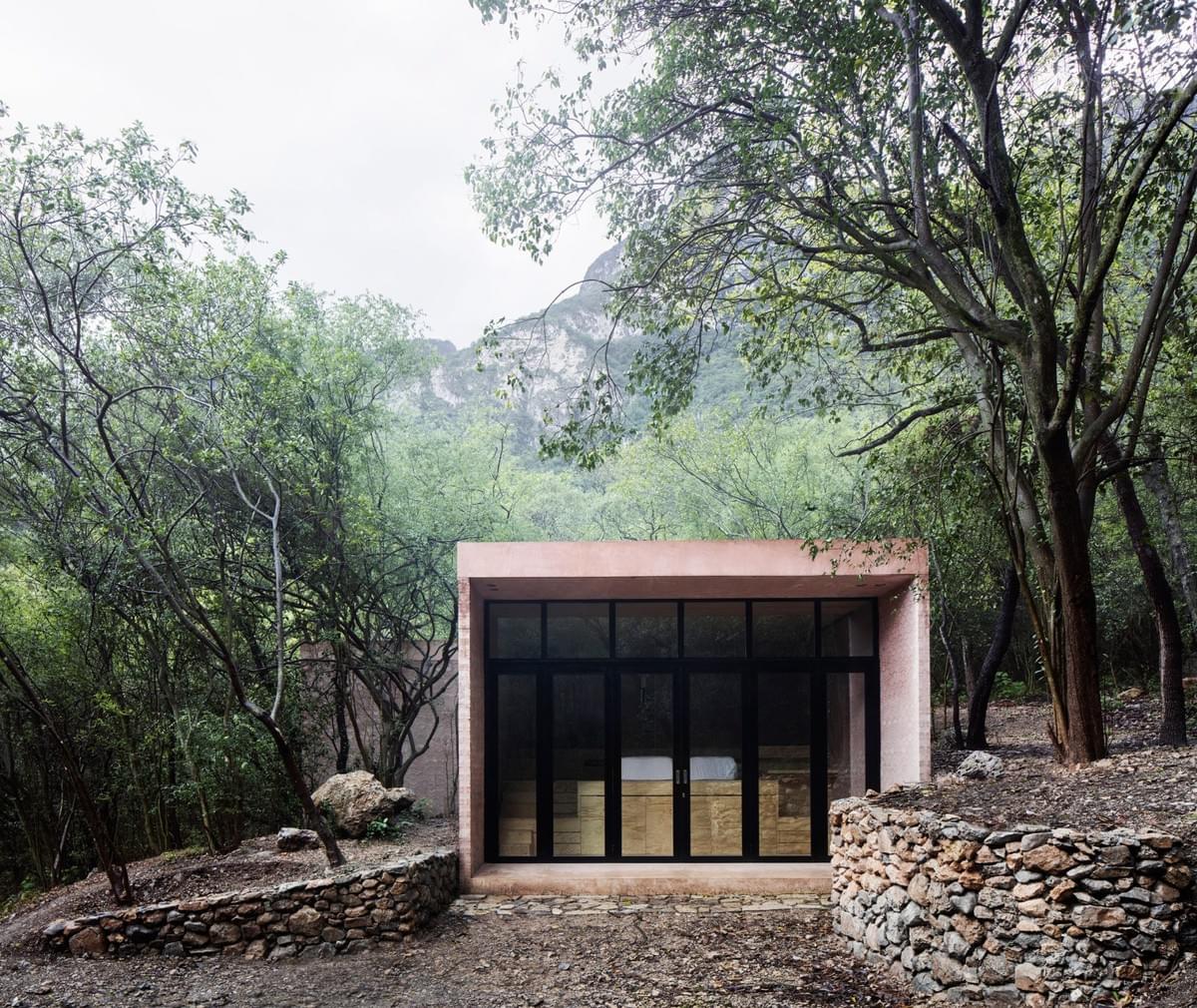 Reflective holiday home by Tatiana Bilbao back Reflective holiday home by Tatiana Bilbao back