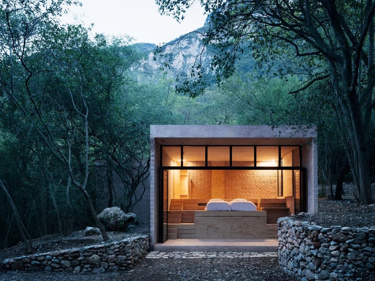 Reflective holiday home by Tatiana Bilbao Reflective holiday home by Tatiana Bilbao