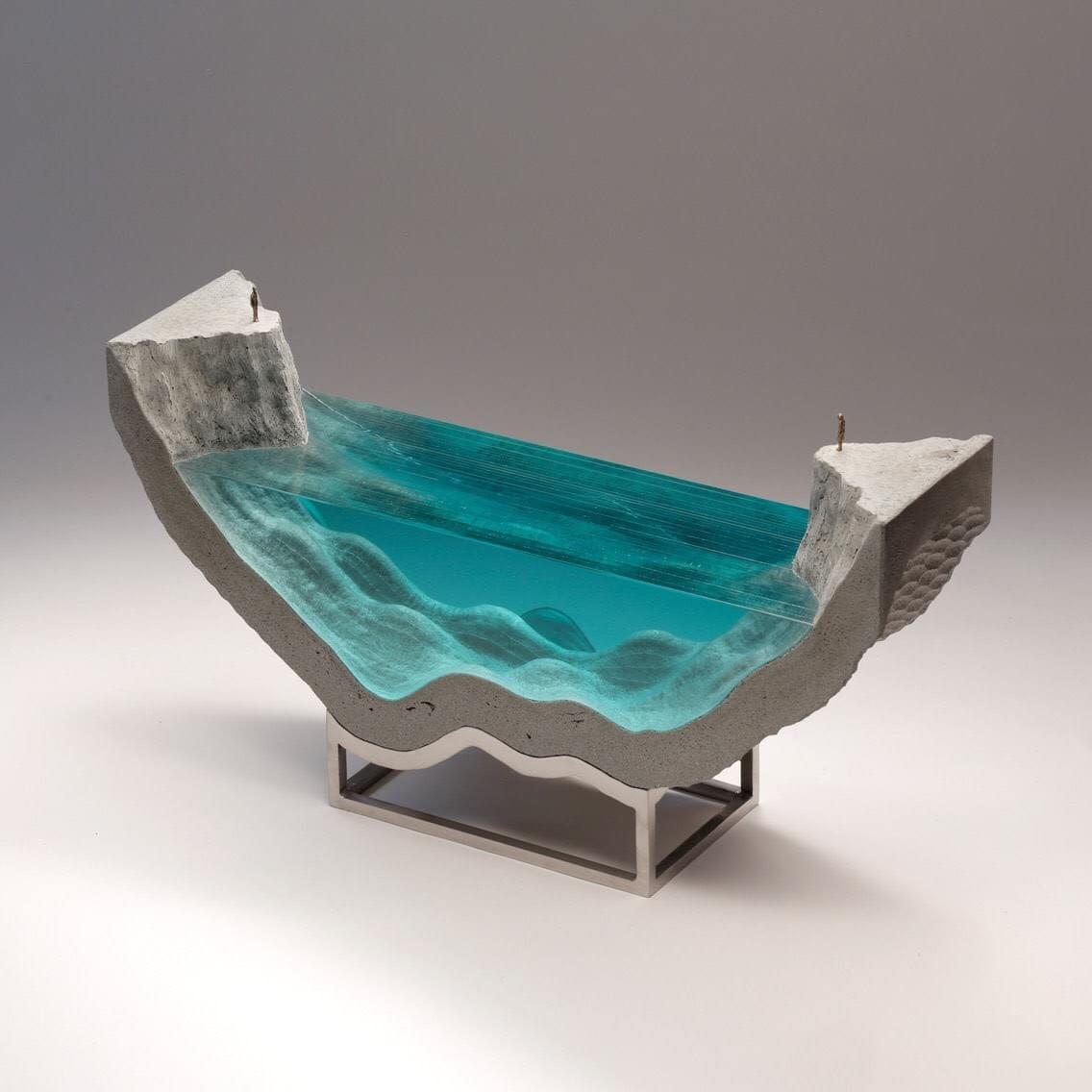 Glass wave sculpture gap Glass wave sculpture gap