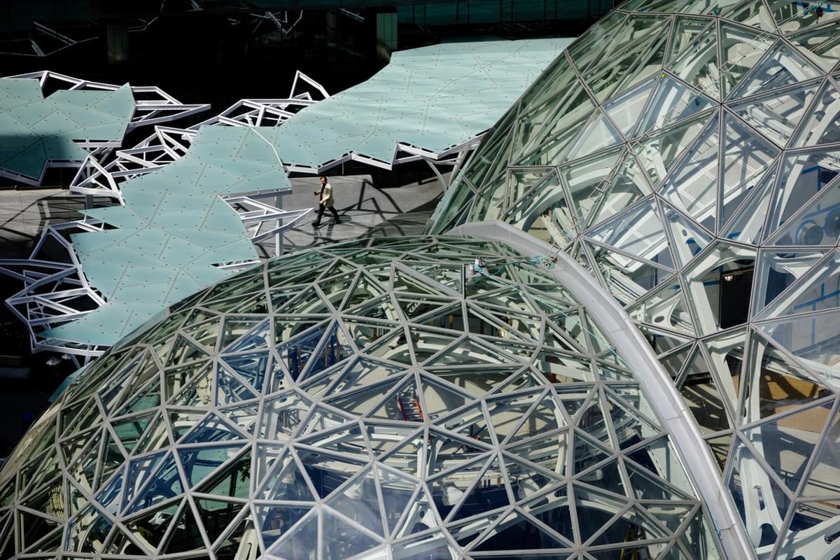 Plant-filled spheres open at Amazon headquarters in Seattle Plant-filled spheres open at Amazon headquarters in Seattle