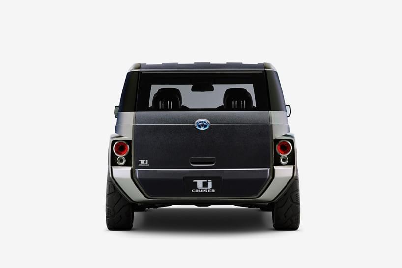 Toyota TJ cruiser back Toyota TJ cruiser back