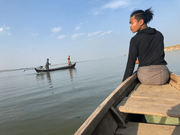 A proximite des pêcheurs A proximite des pêcheurs