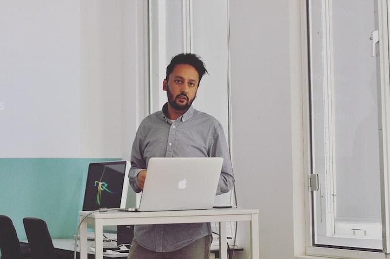 Alumnus Achid Farooq upskilled himself after a Master's degree in Biology to become a mobile app developer at The App Academy Alumnus Achid Farooq upskilled himself after a Master's degree in Biology to become a mobile app developer at The App Academy