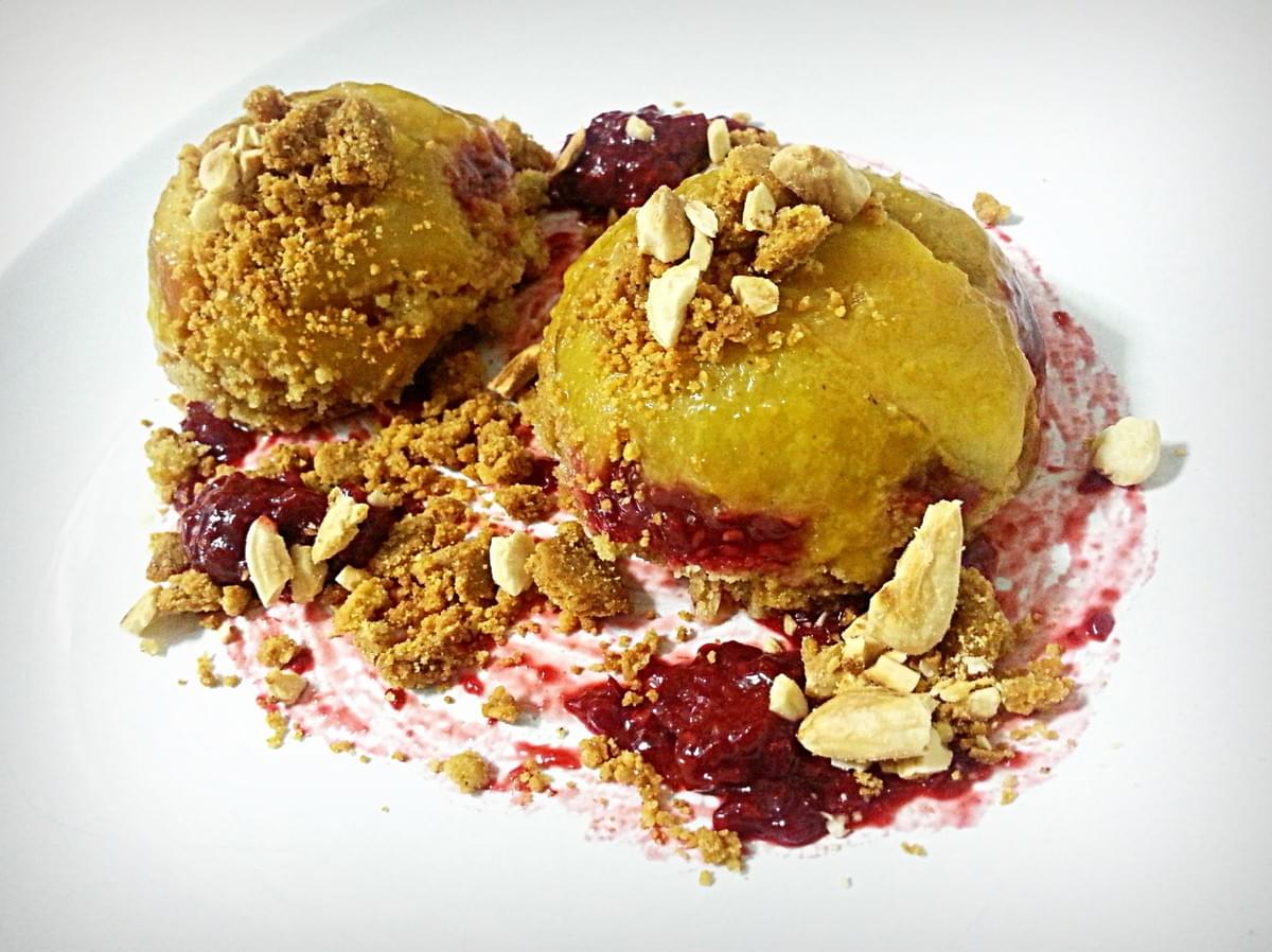 Crumble pomme-poire-framboise non cuit au four Crumble pomme-poire-framboise non cuit au four