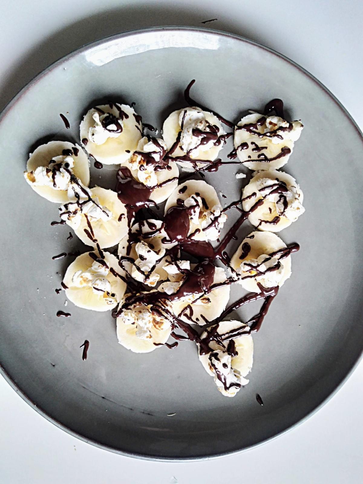 Banane/pop-corn-chocolat! Banane/pop-corn-chocolat!
