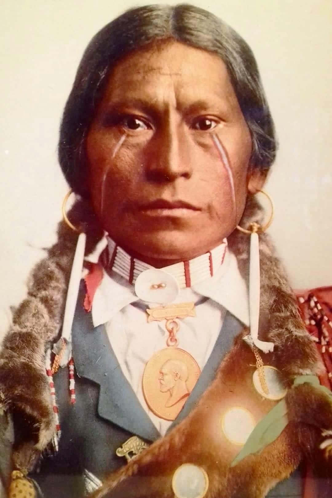 Edward S. Curtis, Apache chief James. A. Garfield, 1897 Edward S. Curtis, Apache chief James. A. Garfield, 1897