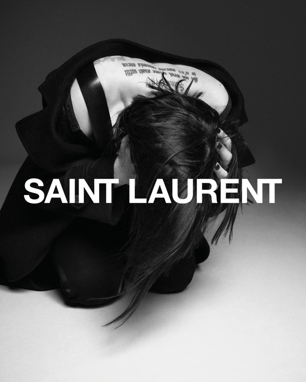 Béatrice Dalle égérie de la campagne Saint-Laurent Automne 2021. Collab Anthony Vaccarello Béatrice Dalle égérie de la campagne Saint-Laurent Automne 2021. Collab Anthony Vaccarello