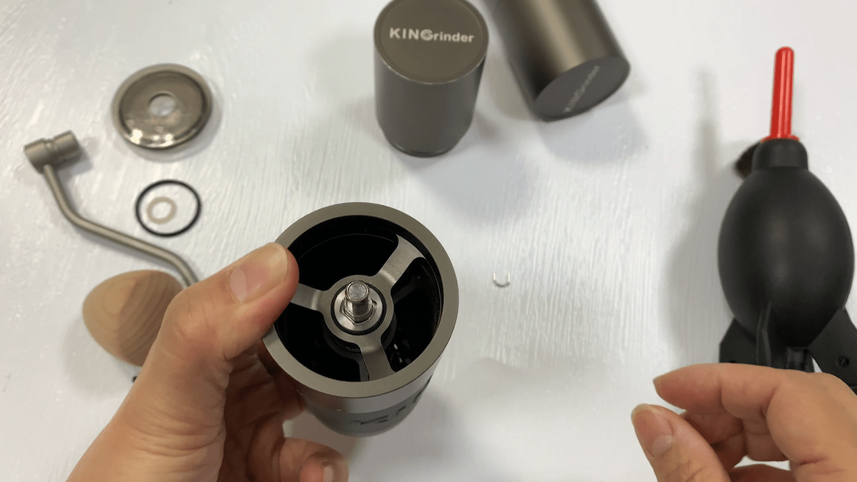 Kingrinder | Exterior Adjustment Kingrinder | Exterior Adjustment