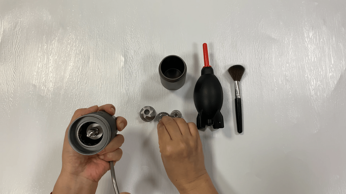 Kingrinder | Interior Adjustment Kingrinder | Interior Adjustment