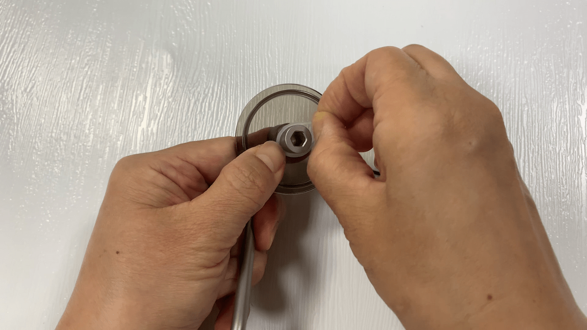 Kingrinder | Interior Adjustment Kingrinder | Interior Adjustment