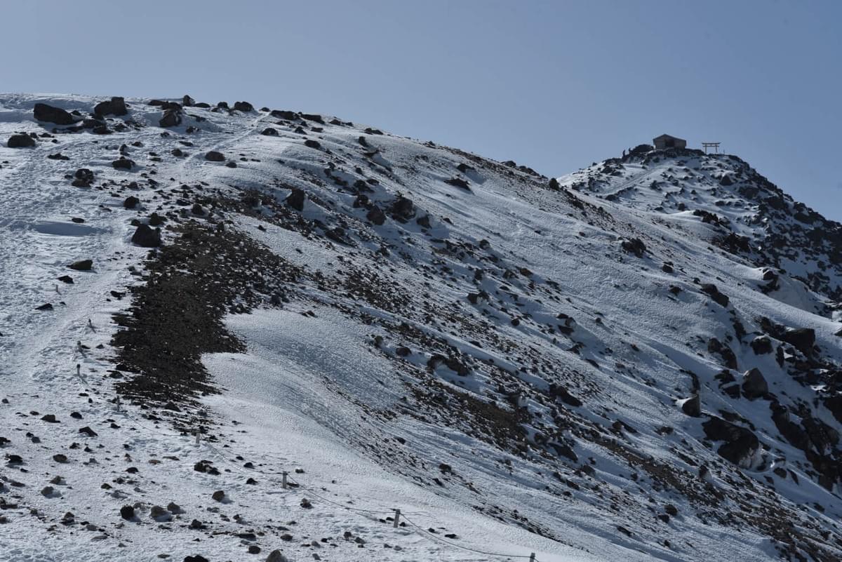 残雪期乗鞍岳山頂付近 残雪期乗鞍岳山頂付近