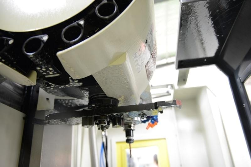 vertical cnc machine center vertical cnc machine center