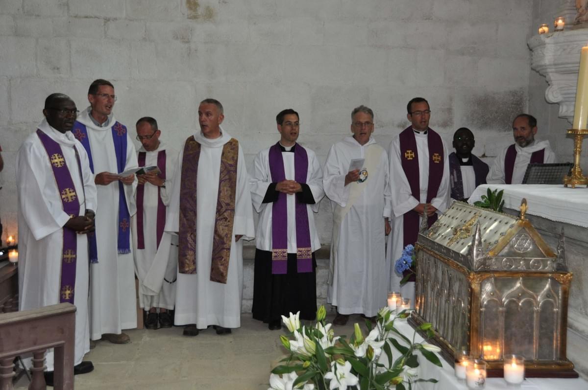 Veillée de prière à la chapelle de Ste Avoye Veillée de prière à la chapelle de Ste Avoye