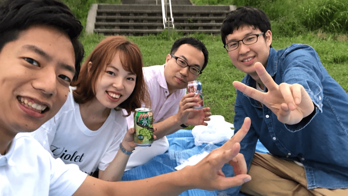 年に2回の合宿は、有志での勉強会・飲み会・部活といった団体内活動もあります(正会員) 年に2回の合宿は、有志での勉強会・飲み会・部活といった団体内活動もあります(正会員)