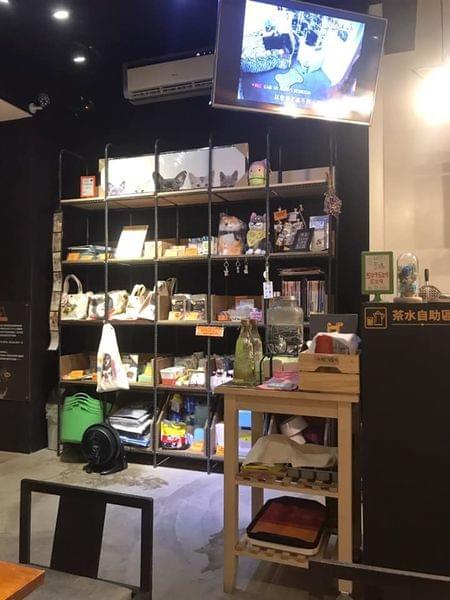 【台中寵物友善餐廳】Homecafe 幸福。好食 寵物認養主題餐廳 【台中寵物友善餐廳】Homecafe 幸福。好食 寵物認養主題餐廳