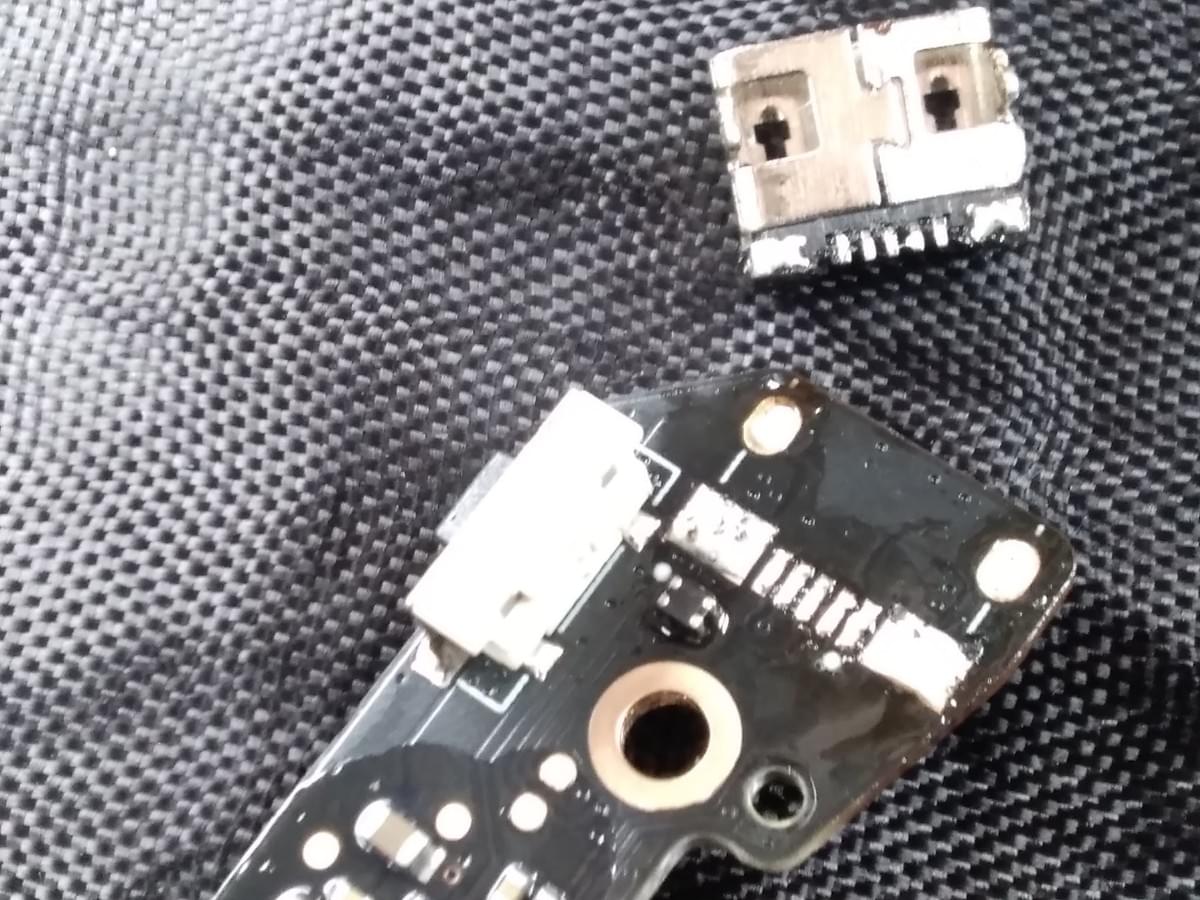 Dji mavic 2 micro-B charge/usb port repair Dji mavic 2 micro-B charge/usb port repair