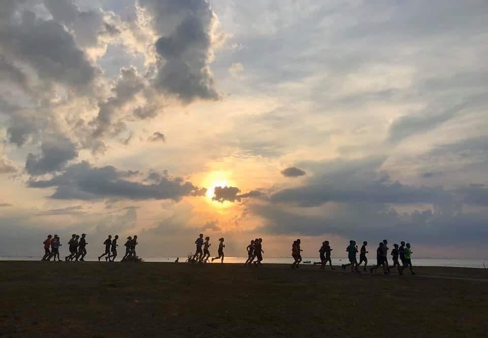 malmo runners running group sunset run malmo runners running group sunset run