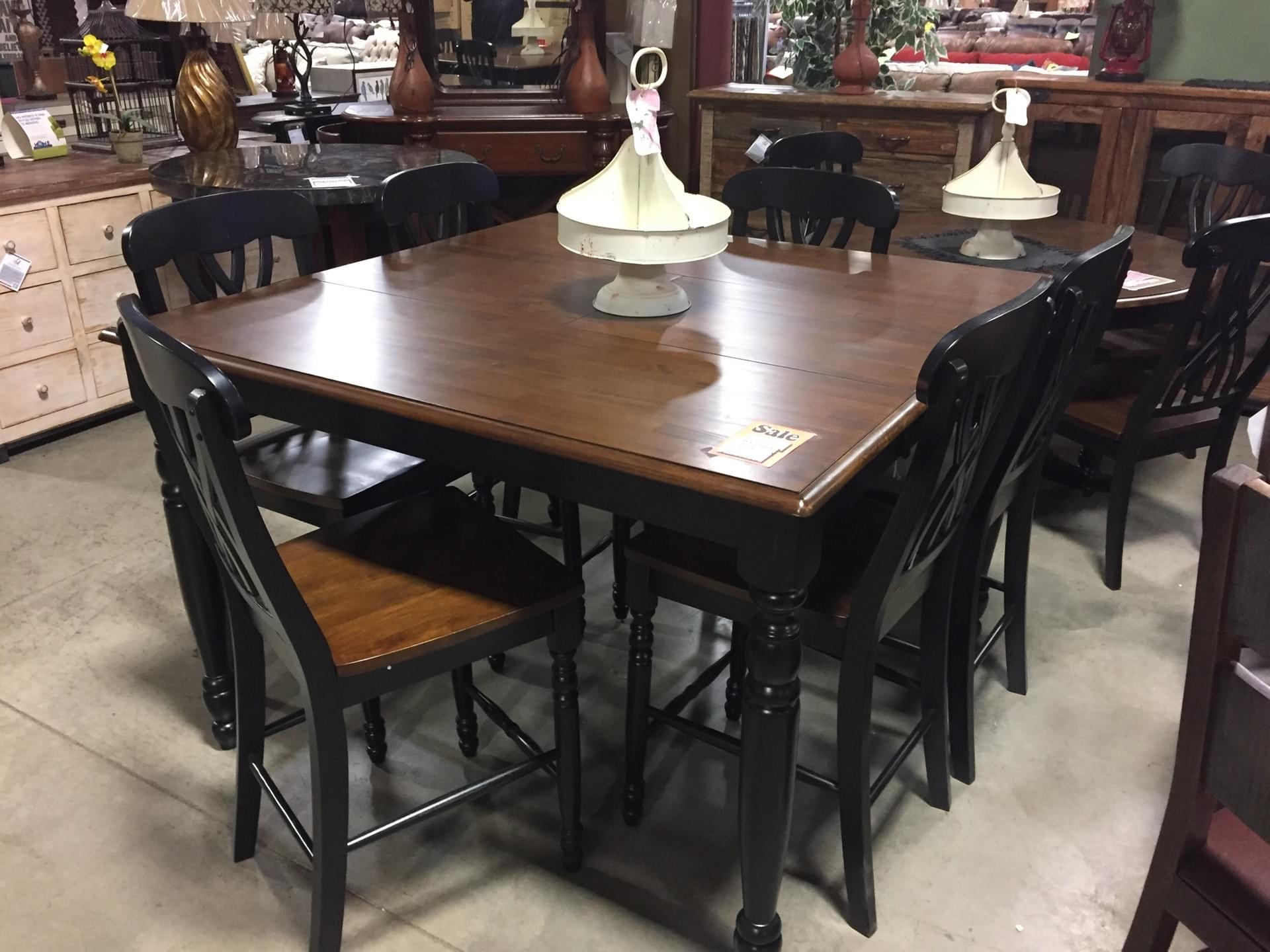 Furniture World Discount Warehouse