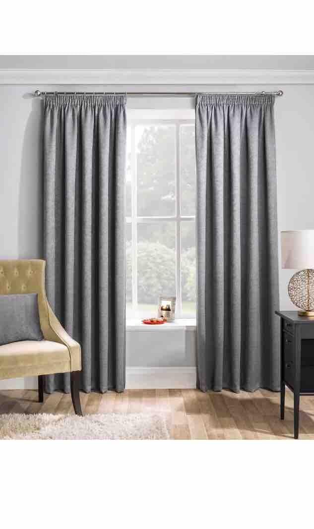 Dee Seamstress On Strikingly