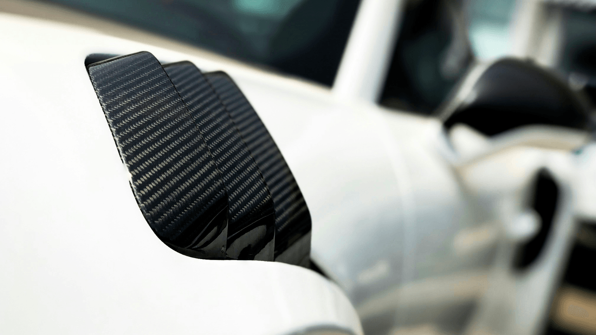 Explore our extensive range of custom carbon fiber parts for BMW M series, Mercedes AMG, and Audi RS models. Enhance Your Ride with Premium Carbon Fiber Upgrades 宝马M系到奔驰AMG，
奥迪RS改装车， 干碳前唇，侧裙、后扩散器 、 尾翼、机盖、挡泥板、中网格栅、出风口，小装饰