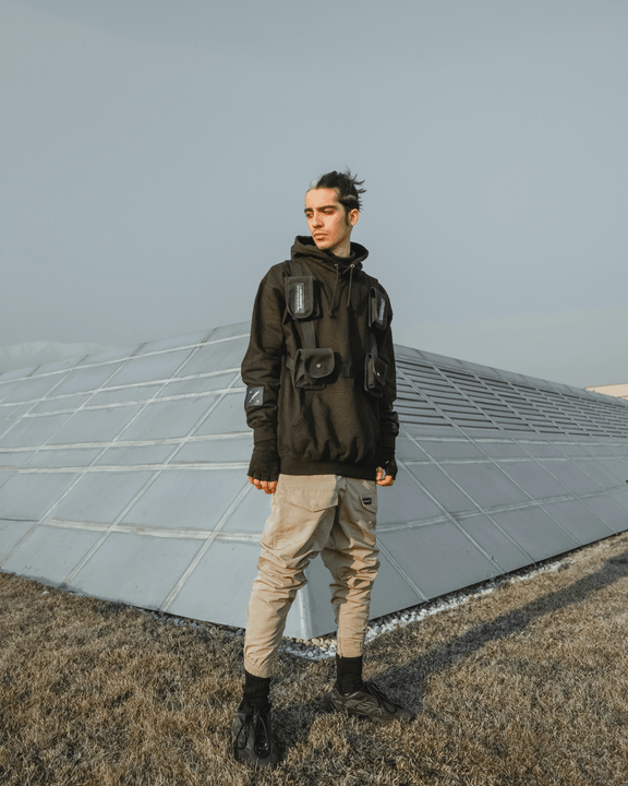 Japan Xunle New Energy: We primarily manufacture photovoltaic solar panels and third-generation nuclear power technology.