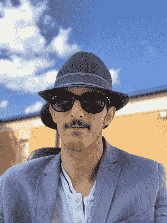Stylish men’s French hat – authentic artisan headwear for Gulf and Japan