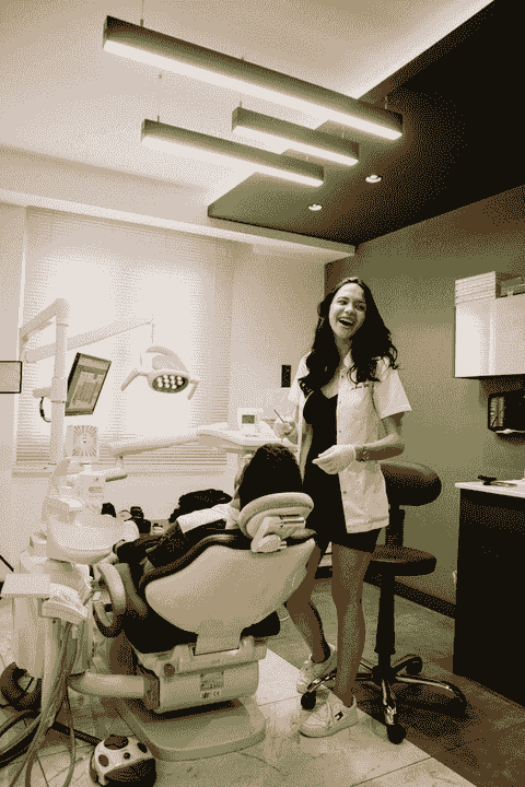 — Sarah M. “The care I received at Doctor's Dental Clinic was exceptional. The staff were professional and made me feel comfortable throughout my treatment.” Our patients have experienced transformative dental care with Doctor's Dental Clinic DOCTOR'S DENTAL CLINIC
LOCATED AT KUTCH ROAD, NEXT TO LUKANGA PLAZA.
TEL:0701926335/ 0778324012
EMAIL:doctorsdentalclinic42@gmail.com
ALEGACY OF EXCELLENCE IN DENTISTRY;
Doctor's dental clinic is a dental care service provider that has been serving the community for seven years. our clinic is built on a foundation of excellence, compassion, and a commitment to delivering outstanding patient care.
OUR HISTORY
Since our inception, we have been dedicated to providing high-quality dental services to patients of all ages. Our team of experienced proffessionals has a deep understanding of the importance of oral health and its impact on overall well-being.
SERVICES OFFERED
⦁	Surgical extration
⦁	Extraction
⦁	Dental consultation
⦁	Orthodontics( braces)
⦁	Whitening
⦁	Root canal treatment
⦁	Fillings
⦁	Crown and bridges
⦁	Dentures
⦁	Implant surgery
⦁	Scaling and polishing

Our vission:
delivering world-class dental care with precision and compassion.
delivering execptional dental experiences that exceed patient expectat