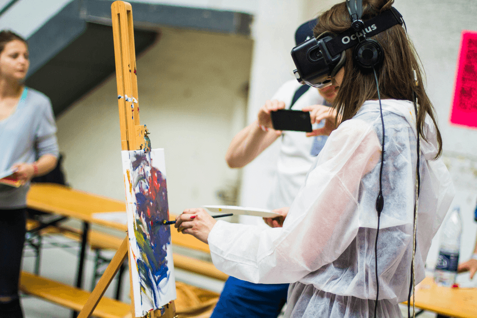 Dive into our cultural offer! Explore the digital art music, literature and virtual painting