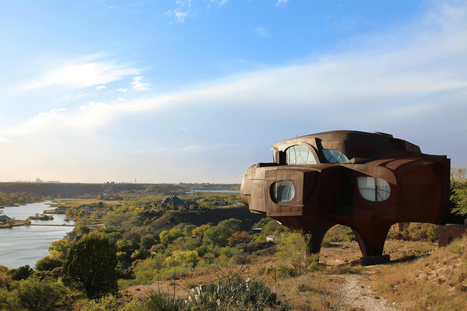 Explore our innovative modular mobile home solutions! Welcome to RoZen EcoLiving ecological environmental protection modular house Core Business Description: RoZen EcoLiving focuses on the development and construction of movable modular mobile homes, integrating green building materials, aesthetic design and spatial functionality to provide one-stop sustainable space solutions. Our mobile homes are detachable, removable and reusable, making them suitable for a variety of temporary and permanent building needs. ⸻ Main products and application scenarios: 1. Garden House • Private rest space, reading room, small studio • Can be built in residential courtyards, farmland or forests 2. Glamping & B&B modular house • Suitable for campsite operators, rural hostels, and characteristic accommodation development • Quick to build, customizable interior and bathroom systems 3. Mobile office space/showroom • Suitable for startup companies, real estate exhibitions, and construction sites • Supports internal partitions, air conditioning, storage, and video equipment configuration 4. Commercial applications/retail stores/coffee bars • Can be used for pop-up stores, handmade markets, and mobile commercial activities • Easy to move, quick to build, and eye-catching design 5. Security booth/equipment room/logistics modular house • Provide mobile auxiliary buildings for construction sites, communities, schools, factories and other places • Stable, safe and energy-saving structure ⸻ Technical and design features: • Modular design: fast assembly, flexible combination, factory prefabrication • Strong mobility: light structure, crane transportable, easy to reinstall • Environmentally friendly and low-carbon: use of recycled building materials, energy-saving walls, green construction • Diverse appearance styles: customizable design according to environment and purpose • High spatial integration: support bathroom, kitchen, air conditioning, solar energy and other systems ⸻ Applicable objects: • Real estate developers/construction companies • Farm operators/B&B operators • Factory/office space planners • Government agencies/community construction departments • Art/Education/Cultural and Creative Performance Units • Individual users who focus on green living and mobility and flexibility⸻ Service process: 1. Customer demand consultation 2. Modular house design planning 3. Quotation and customization options 4. Factory prefabrication 5. Delivery to the designated location 6. On-site assembly and acceptance 7. After-sales service and maintenance guarantee⸻ Brand mission: We believe that buildings should not be fixed in one place, but should move with people and the times. RoZen EcoLiving is committed to providing highly mobile, low-carbon, aesthetically pleasing and functional architectural options for urban, rural and natural environments.