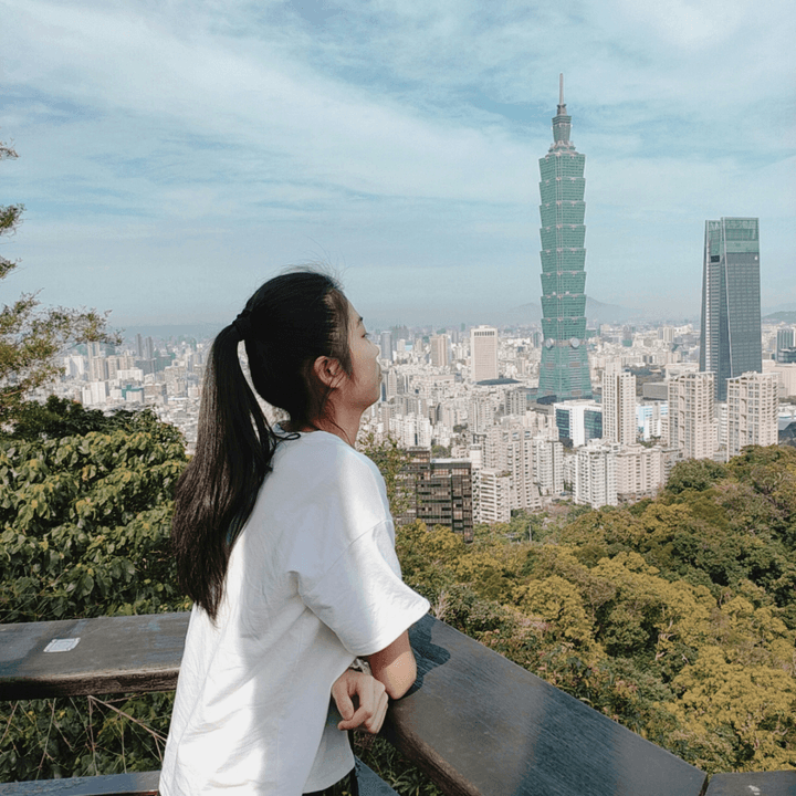 With our comprehensive understanding of China’s educational landscape, we guide institutions through the complexities of Transnational Education (TNE). Our services ensure that you not only enter this dynamic market but thrive within it, maximizing your international impact. Navigating Transnational Education What We Do China Connected International Education is here to enhance your institution's engagement with China, focusing on effective student recruitment and fostering institutional partnerships. Our tailored approach to Transnational Education (TNE) ensures that British universities can successfully navigate the opportunities in China’s dynamic educational landscape.