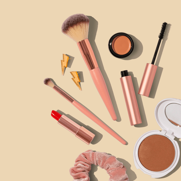 Provide comprehensive beauty industry courses to help you master the latest techniques and trends. Beauty industry teaching Our expertise Beauty industry teaching, AI self-media teaching