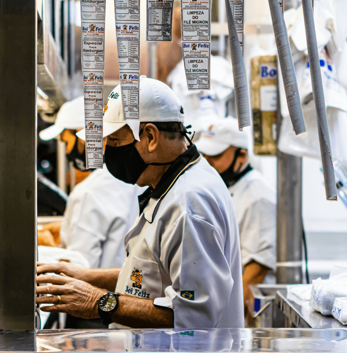 Members gain access to exclusive workshops led by industry experts. Covering a variety of topics from advanced cooking techniques to effective business management strategies, these workshops are designed to enhance skills and prepare culinary professionals for success in their careers. Exclusive Workshops What We Do Safafari Chefs Forum Aims To Be The Advocate Of culinary arts as a respected profession and a part way of life. We advocate for culinary education and the development. We foster connections between culinary professionals, suppliers, and food enthusiasts. Our events provide a platform for collaboration, mentorship, and sharing best practices within the culinary community. Members enjoy access to exclusive workshops led by industry experts. These workshops cover a range of topics, from advanced cooking techniques to business management in the culinary field, helping you to enhance your skills and knowledge.