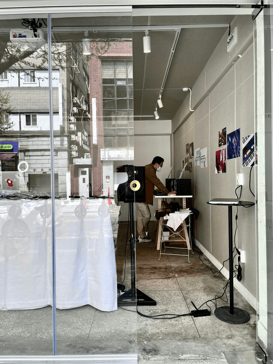 Capture every joyful moment with our innovative photo booths, including the exciting 360 Video Booth and the versatile Freestyle Roamer Booth. Photo Booth Experiences Our Services Tagline: Be the Star

Business Description:
Vibe Factory Indy is a full-service event entertainment company based in Indianapolis. We offer high-energy photo booth experiences, professional DJ services, and event enhancements like inflatable nightclubs, shimmer walls, throne chairs, and more. Formerly known as 360 Photo Booth Indianapolis, we now create full productions for weddings, corporate events, and private parties.

Main Offerings:

Photo Booths: 360 Video Booth, Freestyle Roamer Booth, Tap & Pose Selfie Station

DJ Services: Wedding and Event DJs with lighting, fog machines, and MC options

Event Enhancements: Inflatable nightclub, throne chairs, cotton candy machine, backyard games, tables, chairs, shimmer walls

Themed Experiences: The Luxe Party, Corporate Cool, Social Vibes, All-Ages Fun Zone

Design Preferences:

Clean and modern layout with bold fonts and big images

Use colors like dark purple, black, gold, and white (optional: hints of Pacers/Colts/Fever team colors)

Homepage hero should feat