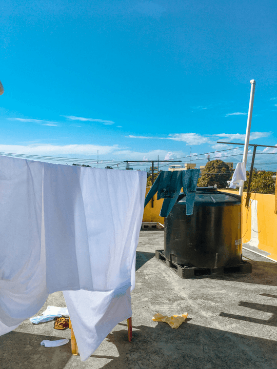 The soapberry laundry ingredients used in our laundry process have natural antibacterial effects, allowing your clothes to be not only clean but also to remain healthy and safe. natural sterilization Our service Company Introduction Ji Qing Laundry Shop was founded in 1984 by Mr. Hou Yanqing, who is currently promoting environmentally friendly laundry. The environmentally friendly water-soluble dry cleaning technology he developed is currently the focus of promotion. With its laundry technology and self-developed soapberry laundry raw materials, the clothes handled by Ji Qing Environmentally Friendly Water-Soluble Dry Cleaning Specialty Store are not only clean but also have a natural sterilization effect, which is not achieved by ordinary dry cleaners. This store is the first laundry store in Taiwan that completely uses water-soluble detergents for cleaning. The store has no oil-based dry cleaning equipment, and therefore has been awarded the "Light of Environmental Protection" by the Kaohsiung City Environmental Protection Bureau. It is also an honor for Ji Qing to do its part for environmental protection. Whether it is general clothing or high-end brands, cleanliness and comfort are the ultimate considerations. Customer satisfaction with the washed items is our source of motivation. Continuously understanding market needs and improving laundry technology are the biggest differences between us and other operators. Although the laundry industry is a traditional industry, the technology of clothing and fabrics is constantly innovating, so we know that only continuous progress can make us the light of laundry. Origin of Development The development of water-based dry cleaning technology can be traced back to the early days of running a laundry shop. At that time, if customers had clothes to be dry-cleaned, we felt a headache from the beginning, because customers would ask why the clothes we took for dry cleaning were not cleaned, they felt that the smell was very bad, and the dirt on the clothes was not cleaned. In fact, it was because dry cleaning used dry cleaning oil, which is petroleum-based. When it was just taken back, because the oil gas had not completely evaporated, there would definitely be a smell of gasoline. Some customers who were very sensitive to this smell would hang the clothes in the closet for at least a week before taking them out to wear; when we opened on Wenheng Road, it was considered a high-end residential area, and customers like judges who paid attention to their clothes paid attention to this problem; we began to want to solve this problem at that time, because it was a problem with raw materials, so we started with the raw materials. At that time, we found that tetrachloroethylene and trichloroethylene, which are also used in Europe and the United States, are very toxic, and their cleaning power is also very strong. However, because they are sealed, there are no safety concerns in terms of use. Later, after verification, it still has about 0.5% It will remain in the clothes, and when the clothes are taken out of the wash and encounter air, it will be transmitted through the air, so for those of us who wash clothes, we will inhale it. After knowing this, and because I live in a residential area, I dare not use this raw material anymore. Later, under the introduction of a colleague in Hsinchu, I used biochemical cleaning materials invented in Europe at that time. The cost of this raw material is quite expensive, and it must be used with a specific machine, which is the one I am using now. After using it for a while, I found that there was still a problem, that is, the clothes would shrink after washing, so I changed back to using the original petroleum-based raw materials. Of course, I still had to worry about the same problem as before; once the Environmental Protection Agency came to Kaohsiung to explain an environmentally friendly dryer for dry cleaning, and the specified service items were environmentally friendly dry cleaning, environmentally friendly water washing, high-end clothing, counter uniforms, leather clothes, furs, bags, leather goods, wool blankets, silk blankets, high-end blankets, high-end carpets, high-end chair covers, high-end curtains, anti-fall clothing (racing suits)